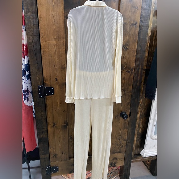 Lounge Set / Pc Ribbed Lounge Set - Picture 8 of 11